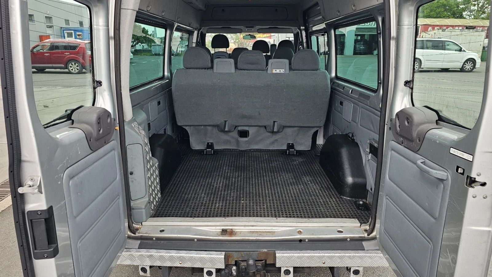 Ford Transit 2.2 TD с два климатика , снимка 12 - Бусове и автобуси - 54620492