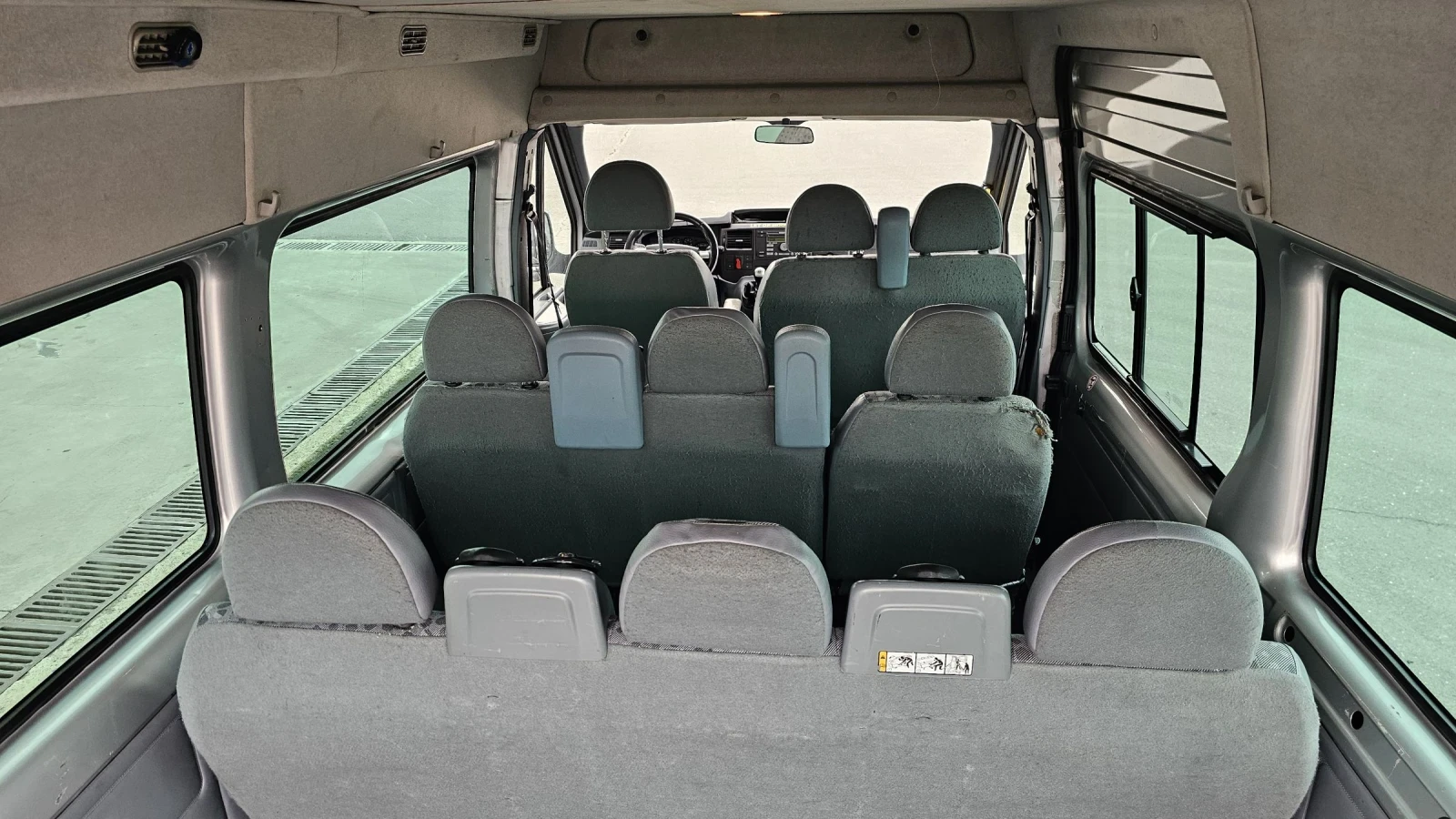 Ford Transit 2.2 TD с два климатика , снимка 13 - Бусове и автобуси - 54620492