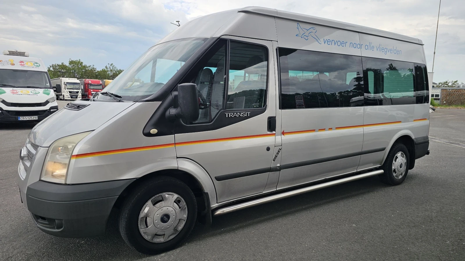 Ford Transit 2.2 TD с два климатика , снимка 2 - Бусове и автобуси - 54620492