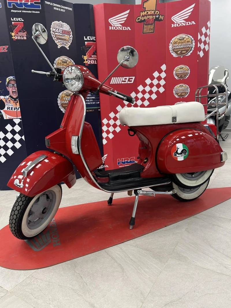 Vespa 125, снимка 1 - Мотоциклети и мототехника - 49225917