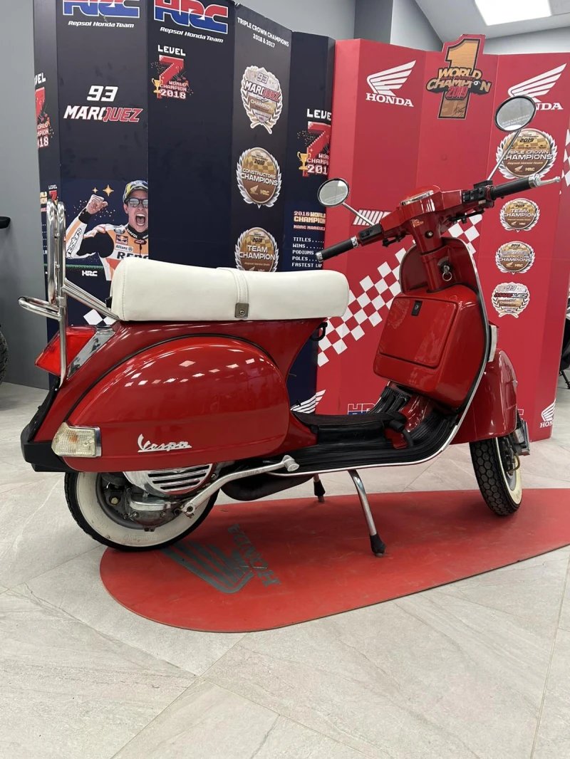 Vespa 125, снимка 8 - Мотоциклети и мототехника - 49225917