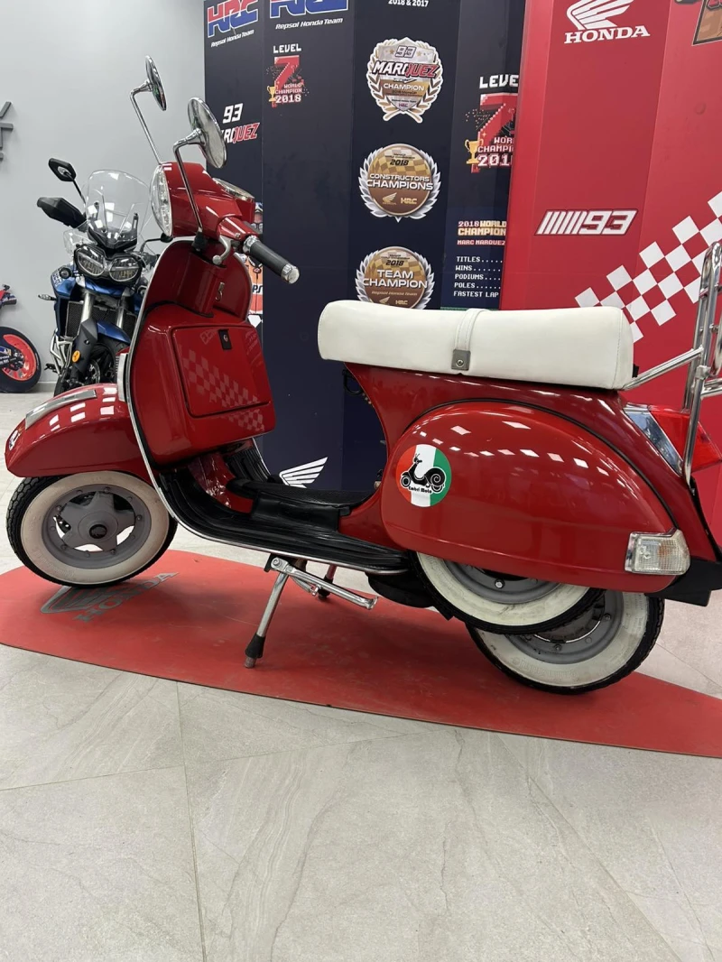 Vespa 125, снимка 3 - Мотоциклети и мототехника - 49225917