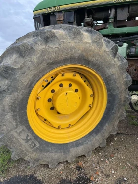 Трактор John Deere 7700, снимка 9