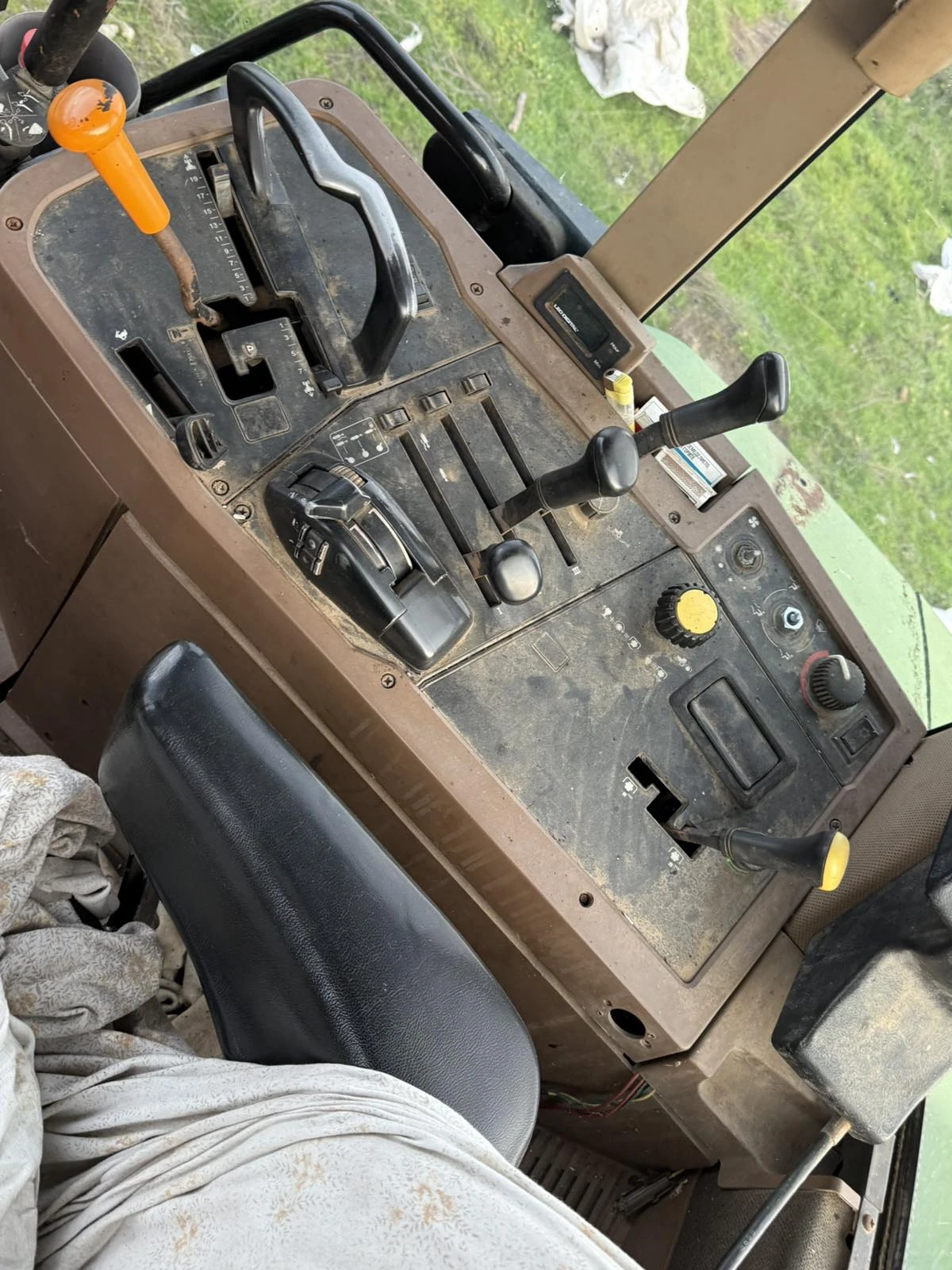 Трактор John Deere 7700 - изображение 3