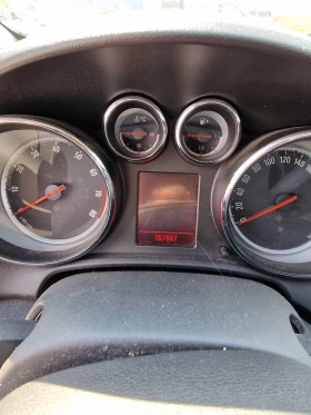 Opel Astra 1.6 TURBO, снимка 5