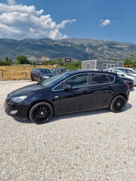Opel Astra 1.6 TURBO, снимка 3
