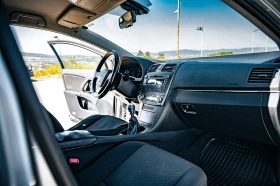 Toyota Avensis 2.2, снимка 9
