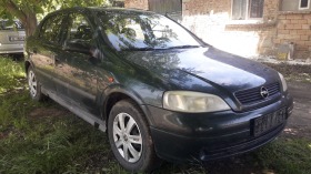 Opel Astra 1.6 mi, снимка 2 - Автомобили и джипове - 45702358