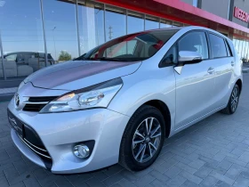 ������ Toyota Verso