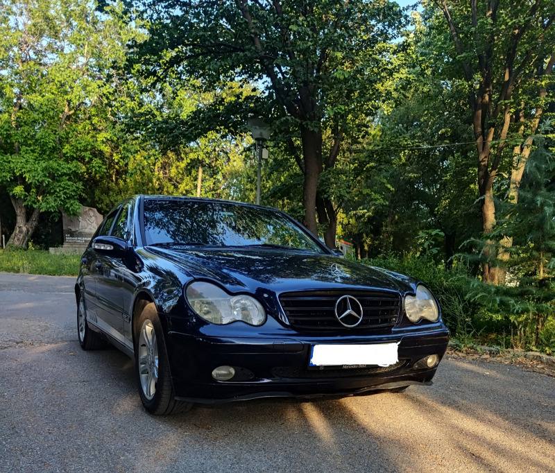 Mercedes-Benz C 200 2.0, снимка 1 - Автомобили и джипове - 46429190