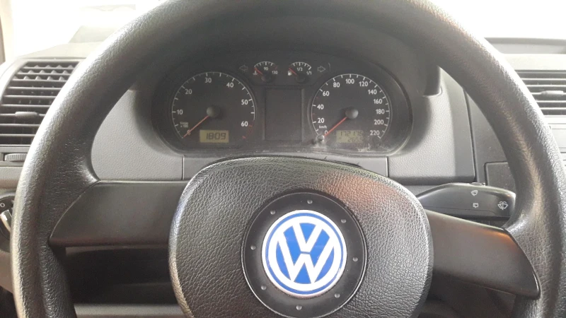 VW Polo 9N, снимка 10 - Автомобили и джипове - 45702358