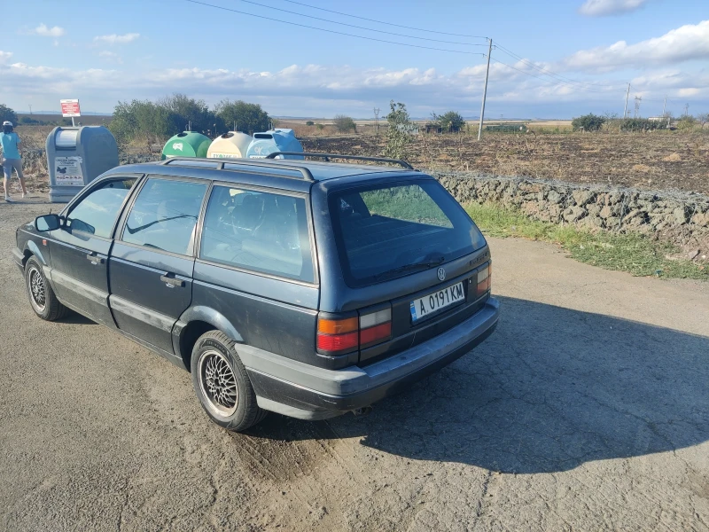 VW Passat, снимка 4 - Автомобили и джипове - 47381022