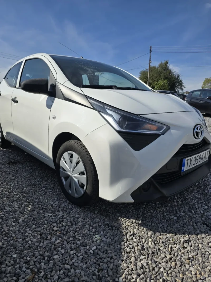 Toyota Aygo 1.0, снимка 2 - Автомобили и джипове - 47619296