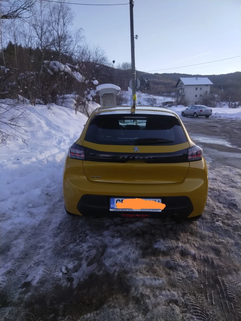 Peugeot 208, снимка 2 - Автомобили и джипове - 48501738