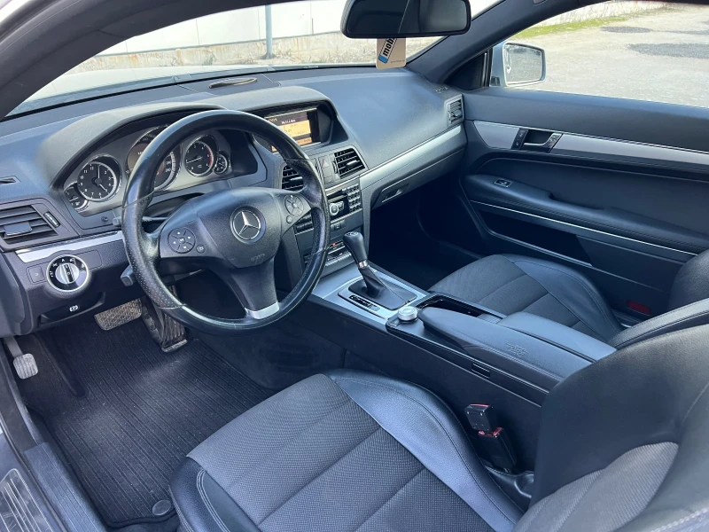 Mercedes-Benz E 220 Blue EFFICIENCY 5G-tronic/ Navi/ Park Assist, снимка 11 - Автомобили и джипове - 48981990