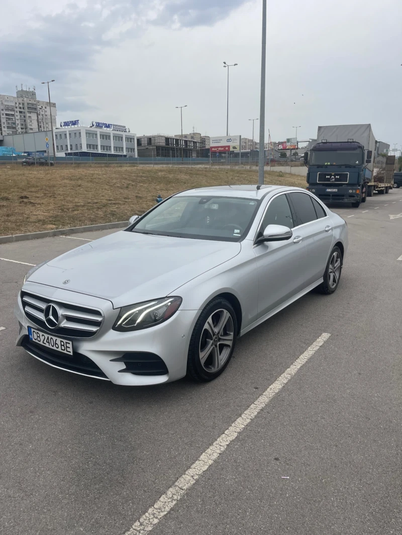 Mercedes-Benz E 300, снимка 4 - Автомобили и джипове - 48991435