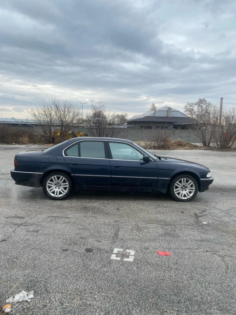 BMW 728, снимка 3 - Автомобили и джипове - 48995687