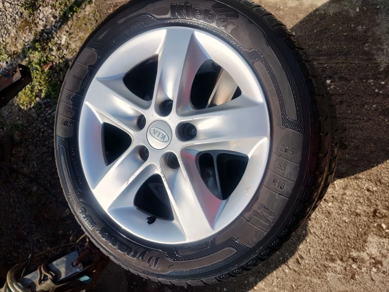 Kia Ceed 1.4i, снимка 10 - Автомобили и джипове - 50720773