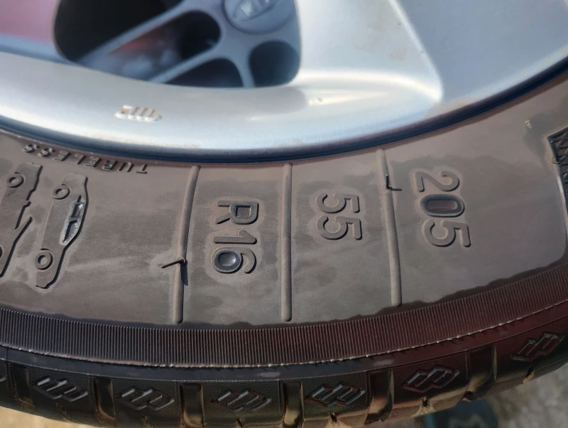 Kia Ceed 1.4i, снимка 7 - Автомобили и джипове - 50720773