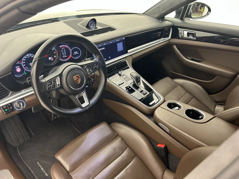 Porsche Panamera Turbo Sport Turismo, снимка 8 - Автомобили и джипове - 51498543