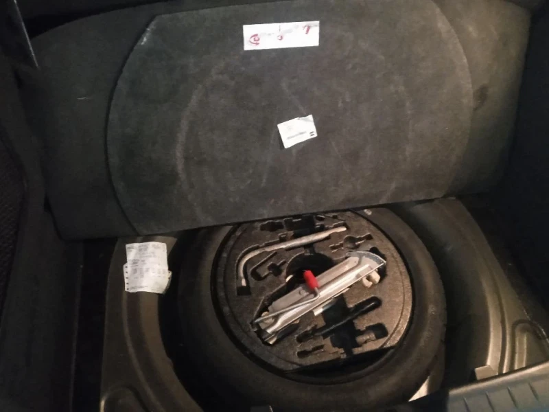 Seat Altea 2.0 TDI, снимка 15 - Автомобили и джипове - 53013147