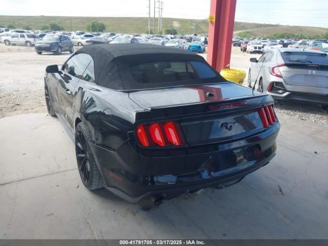 Ford Mustang  - изображение 3