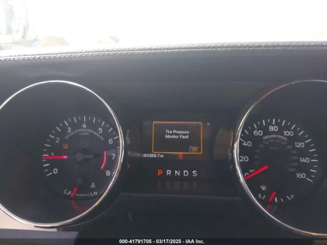 Ford Mustang  - изображение 7
