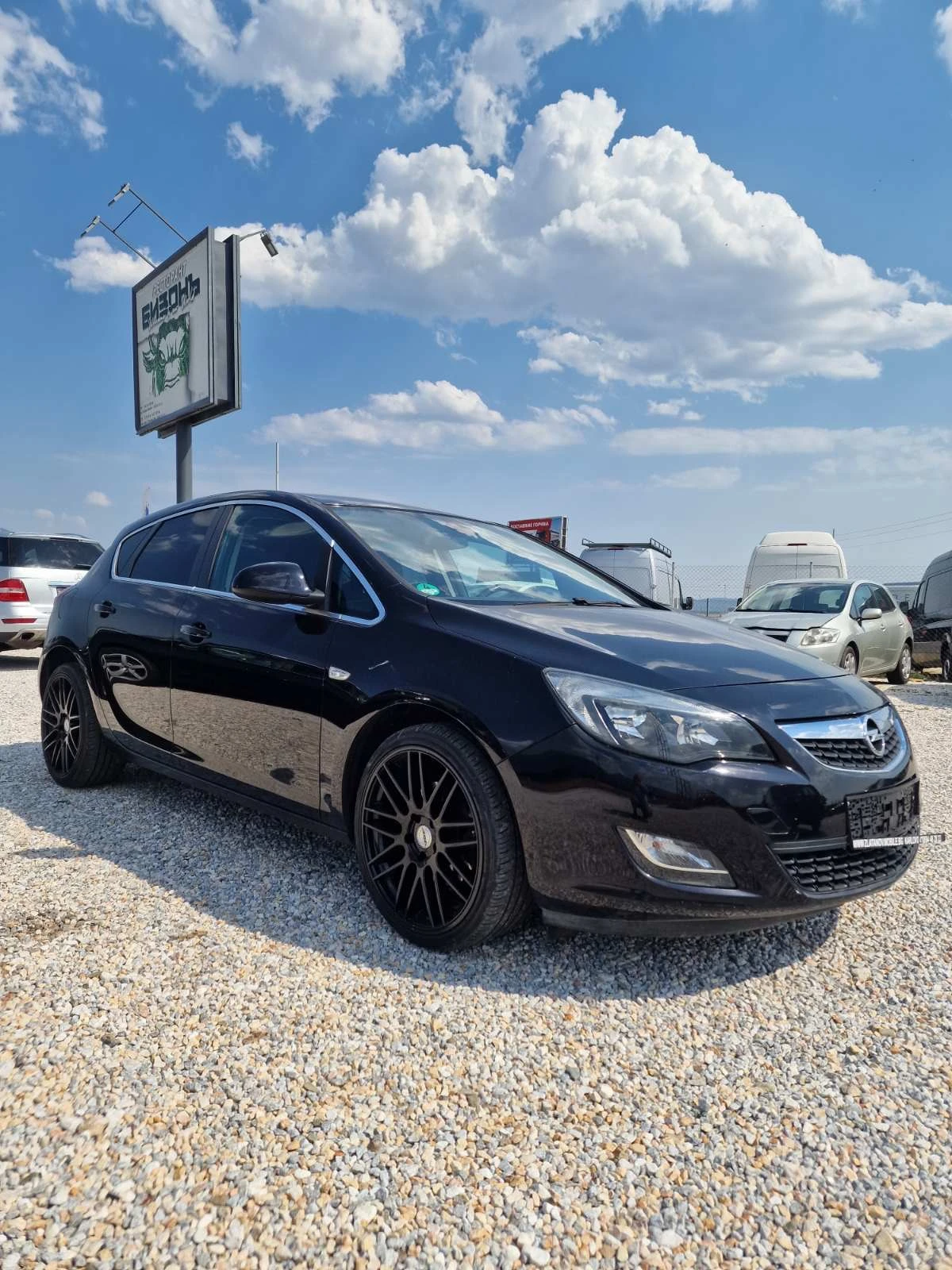 Opel Astra 1.6 TURBO, снимка 1