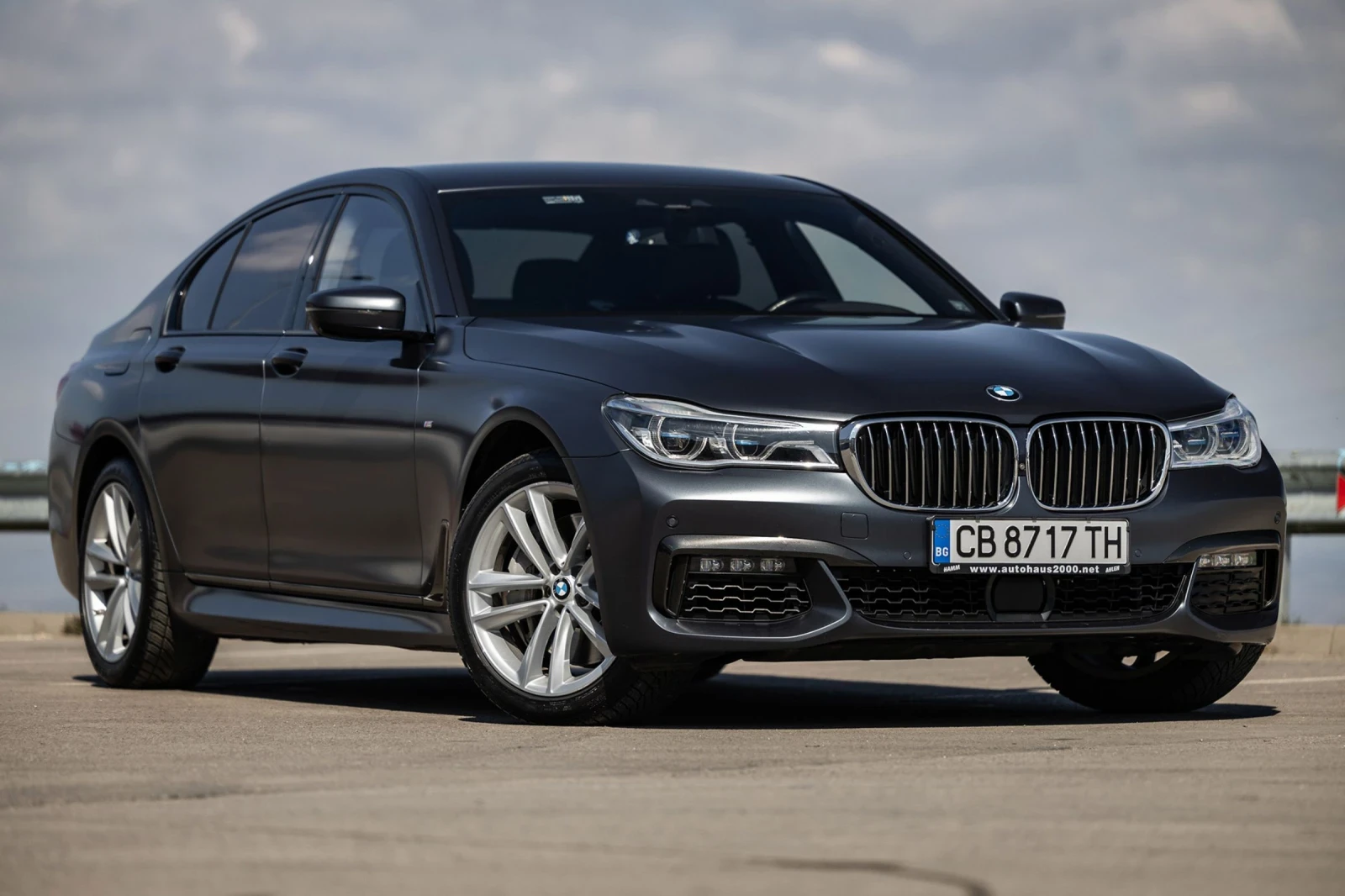 BMW 750 M Sportpaket xDrive  - изображение 7