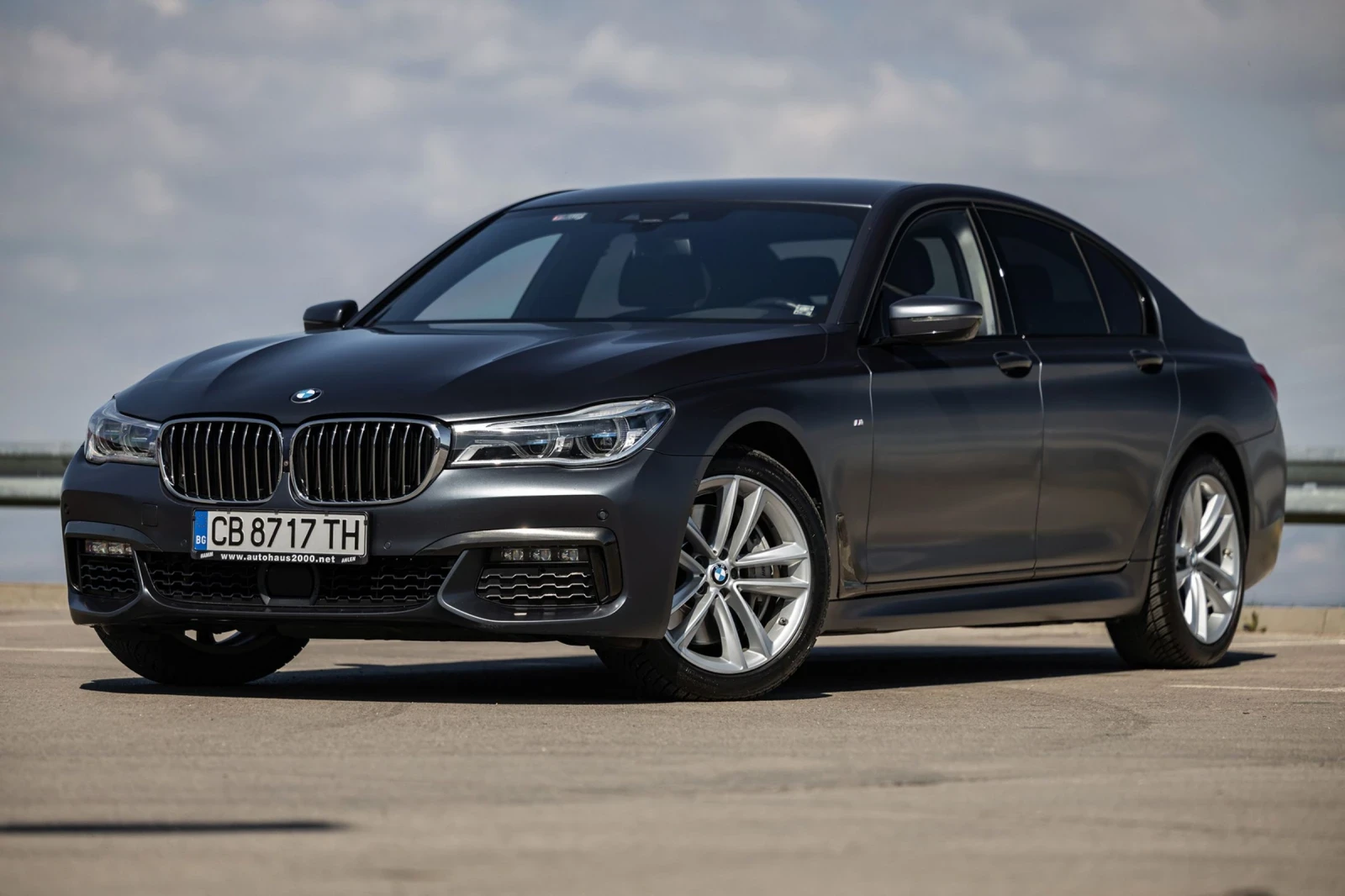 BMW 750 M Sportpaket xDrive  | Mobile.bg   1