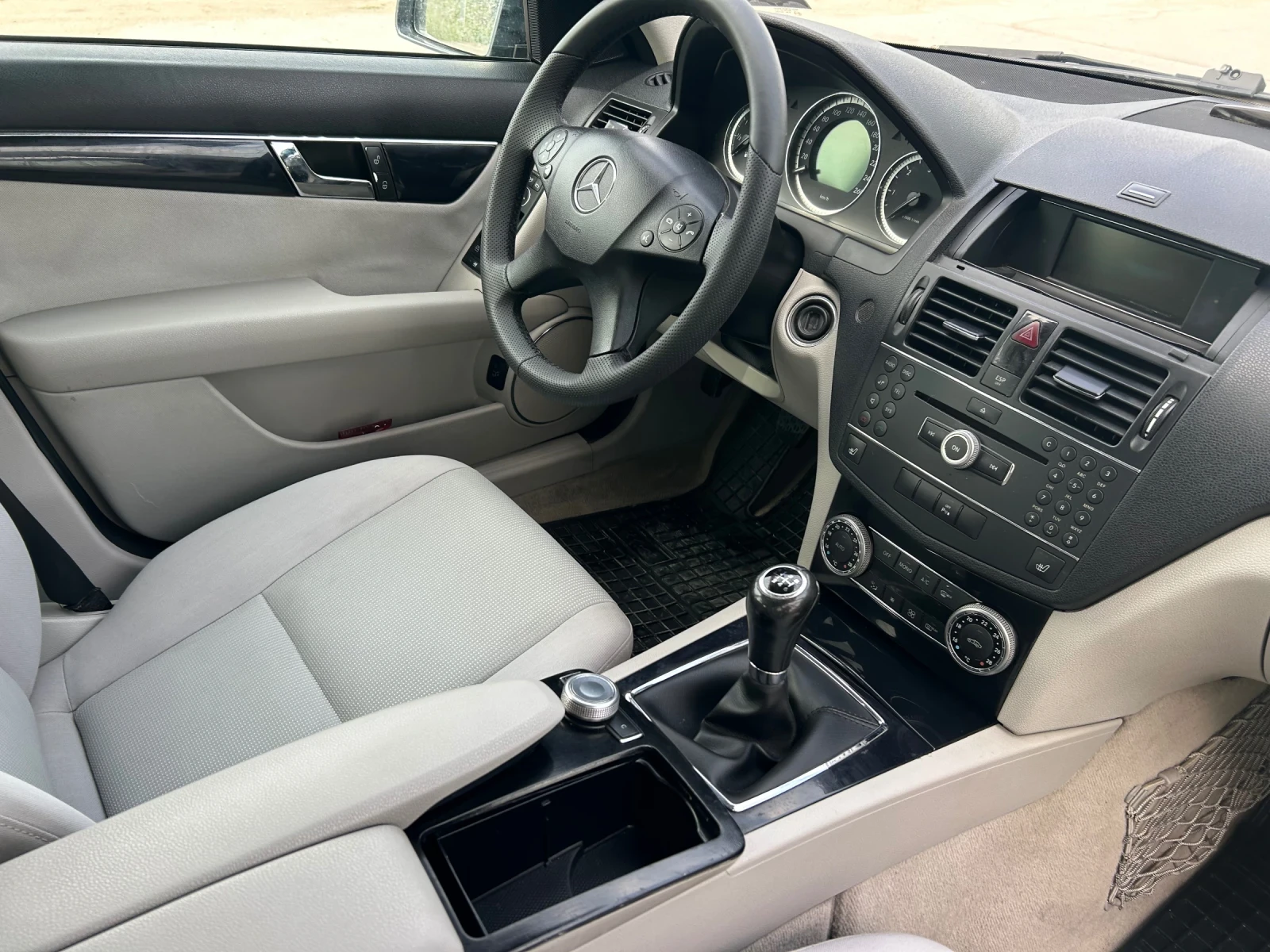 Mercedes-Benz C 200 C-200-136kc-6skorosti-Top - изображение 10