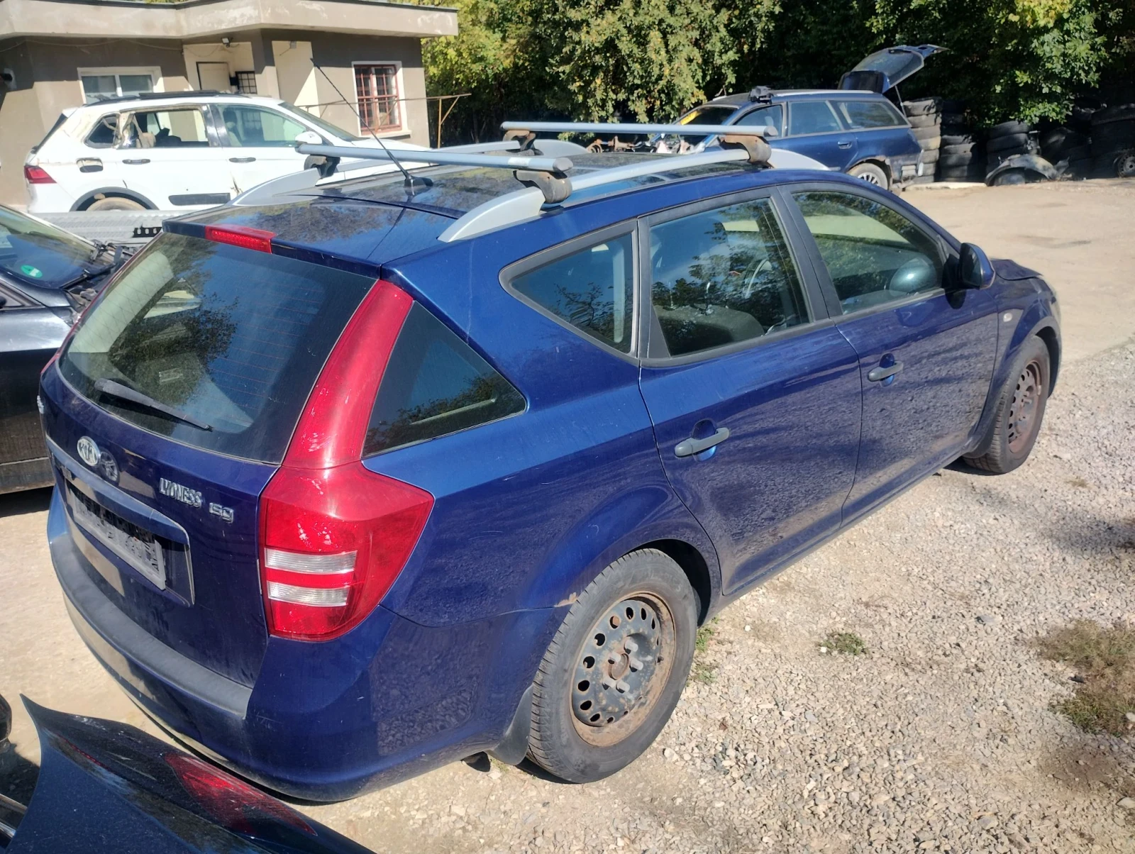 Kia Ceed 1.4i, снимка 7 - Автомобили и джипове - 50720773