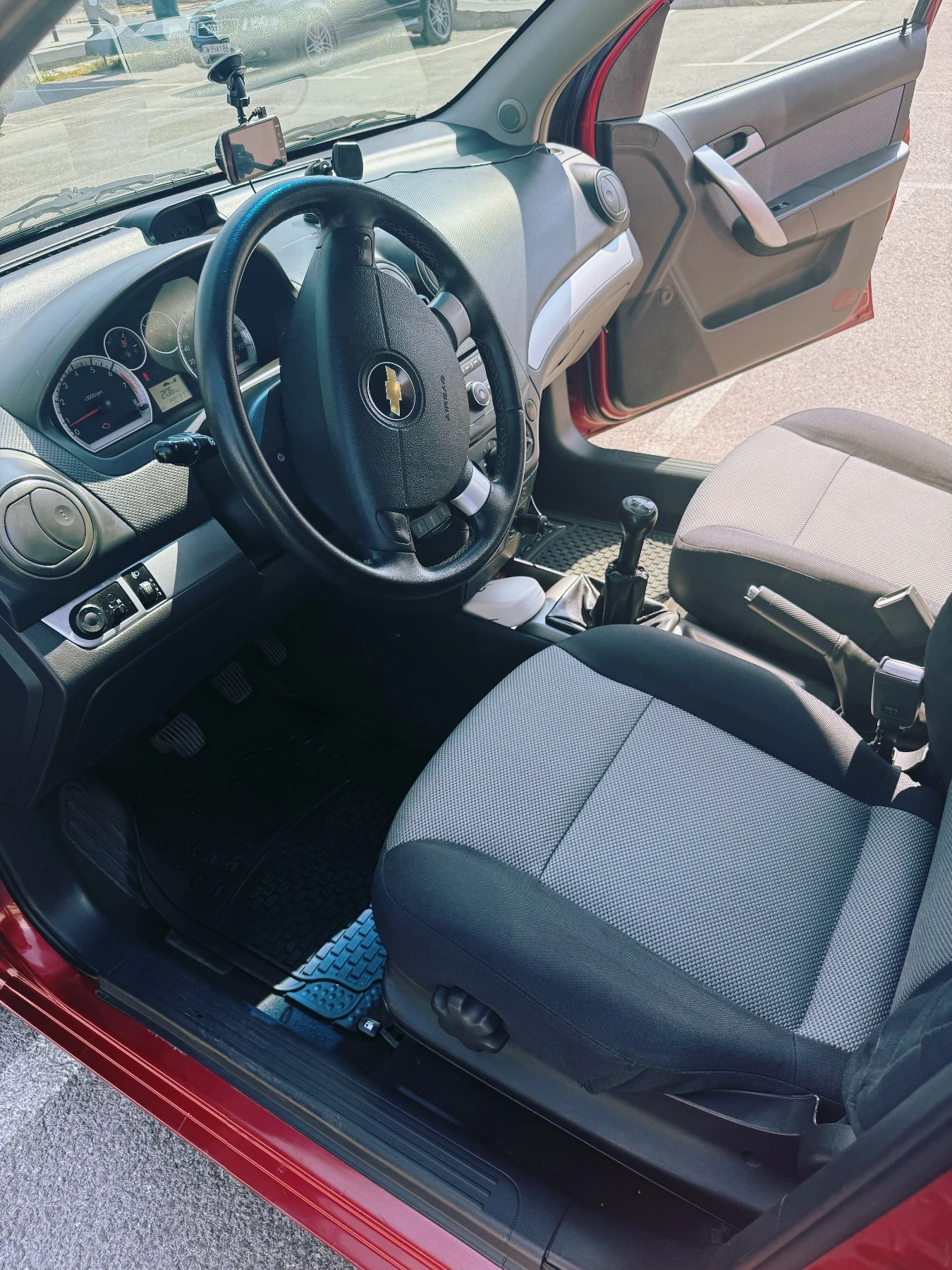 Chevrolet Aveo 1.2 - изображение 10