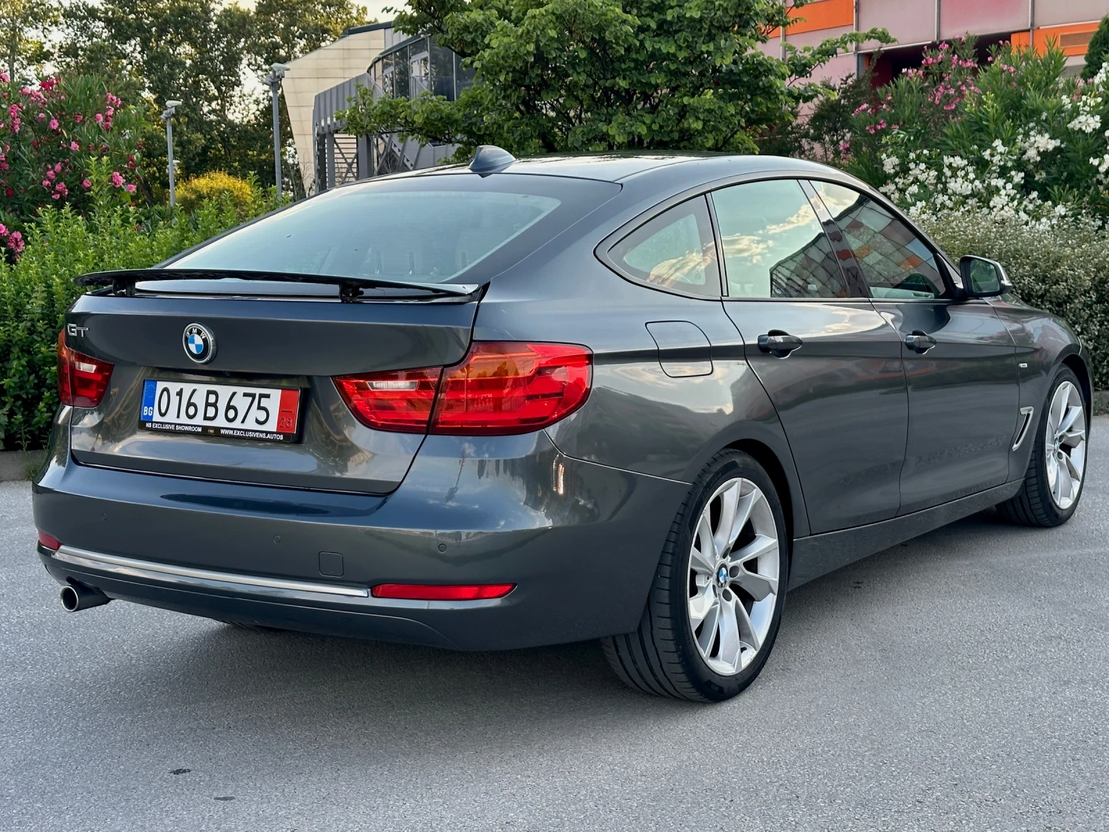 BMW 3gt Modern Line F34 Gran Turismo 318d - изображение 2