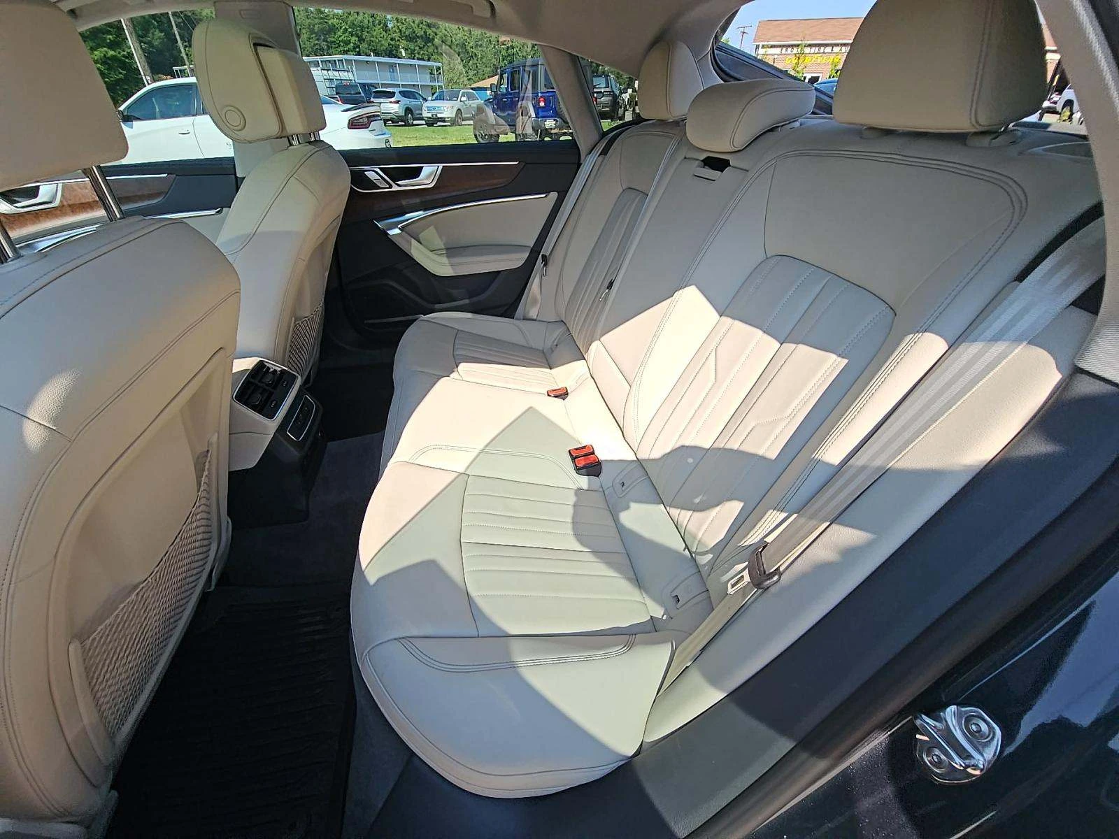 Audi A7 3.0T Premium Plus/ФИКСИРАНА ЦЕНА! DIGITAL/ПОДГРЕВИ - изображение 10