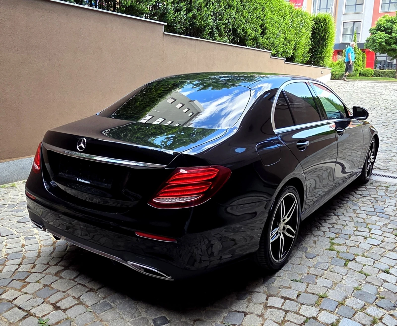 Mercedes-Benz E 220 AMG/Digital/9G/Burmaister - изображение 3