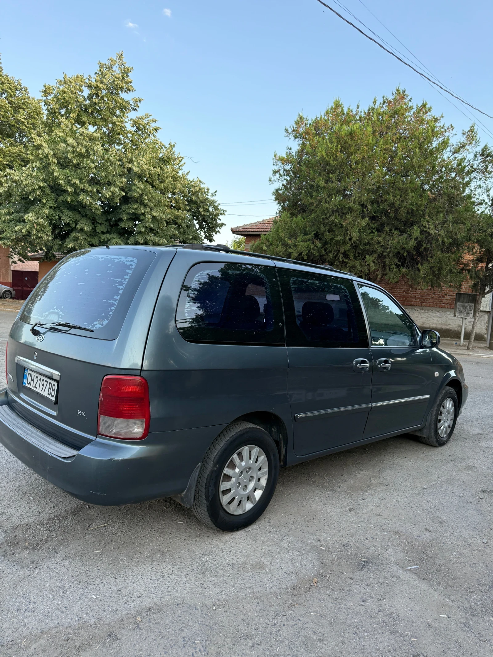 Kia Carnival 2.9 - изображение 3