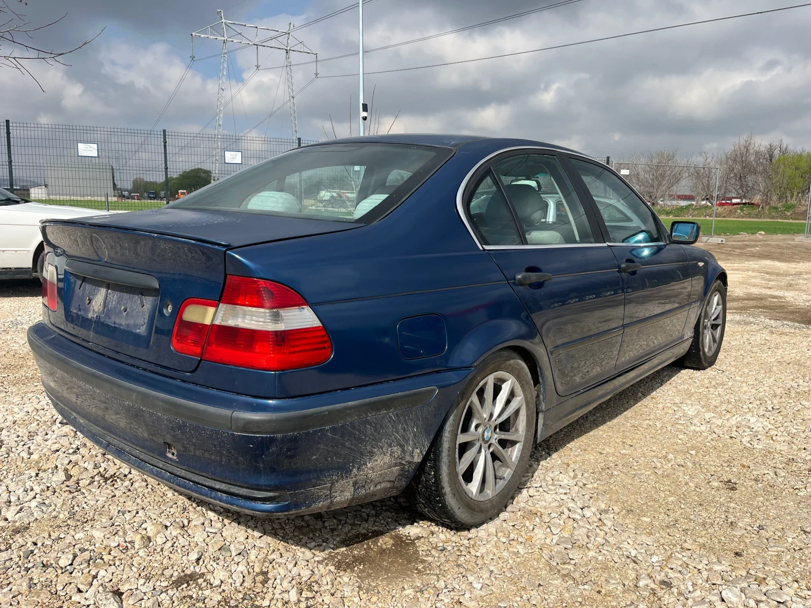 BMW 320 320D 150кс на ЧАСТИ - изображение 3
