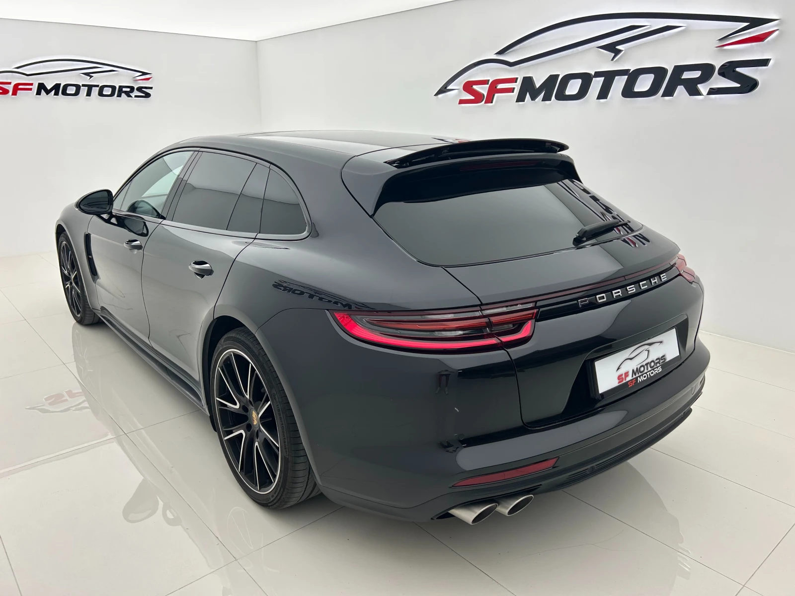 Porsche Panamera Turbo Sport Turismo - изображение 4