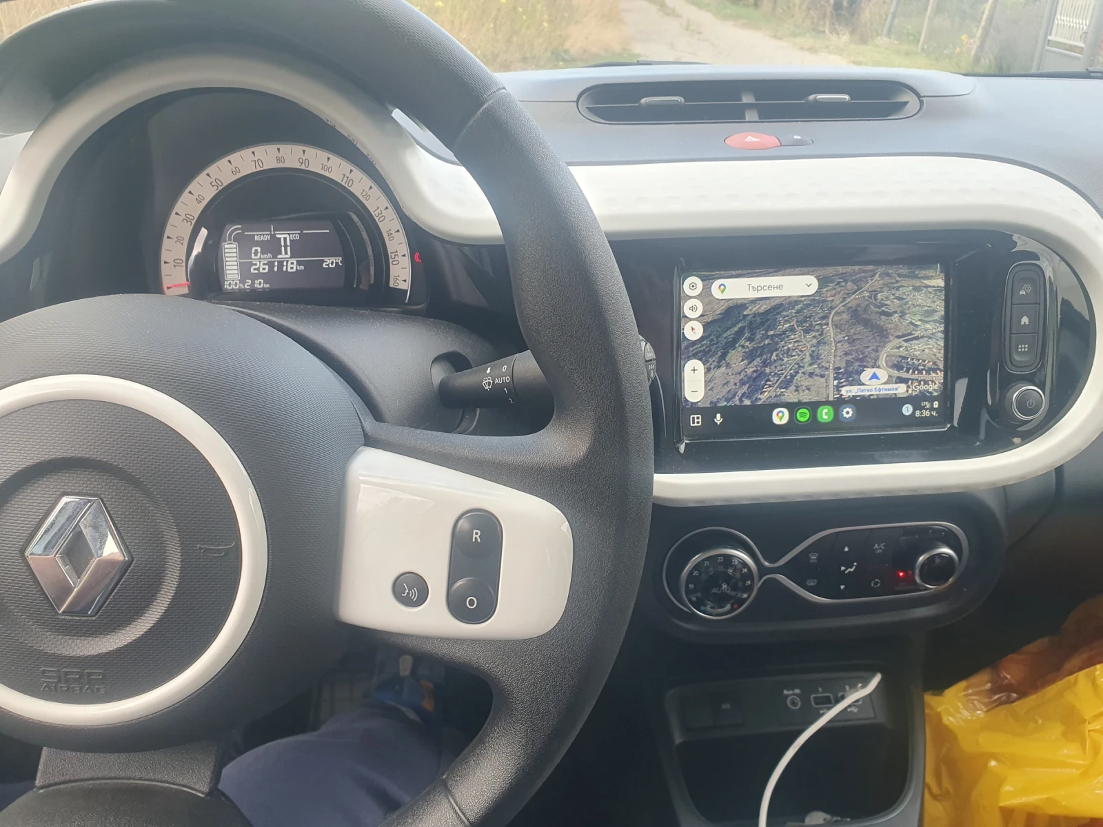 Renault Twingo 22KWh 82кс с 2лв 210км - изображение 10