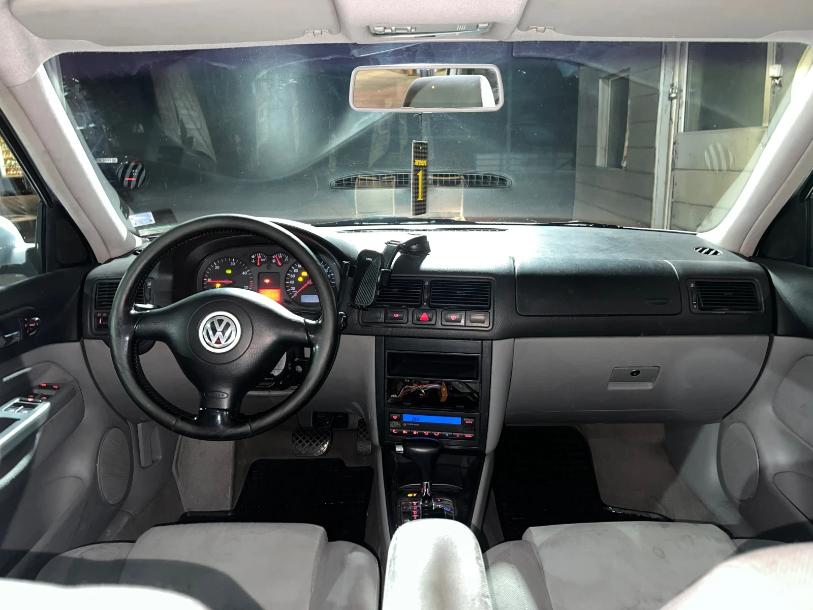 VW Golf  - изображение 10