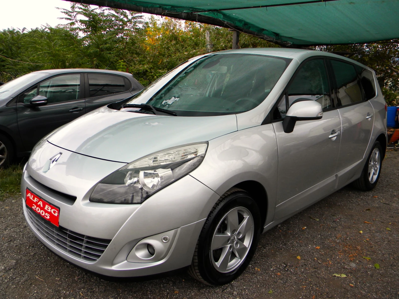 Renault Grand scenic 1.5DCI-6ck* INITIALE* 7* NAVI- * EURO5 | Mobile.bg   1