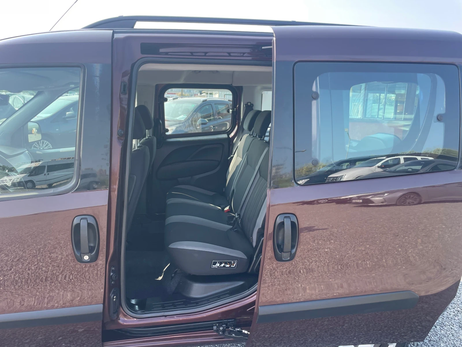 Fiat Doblo 1.4  бензин ГАЗ - изображение 8