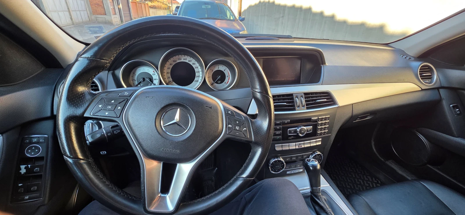 Mercedes-Benz C 250 4 matic - изображение 7