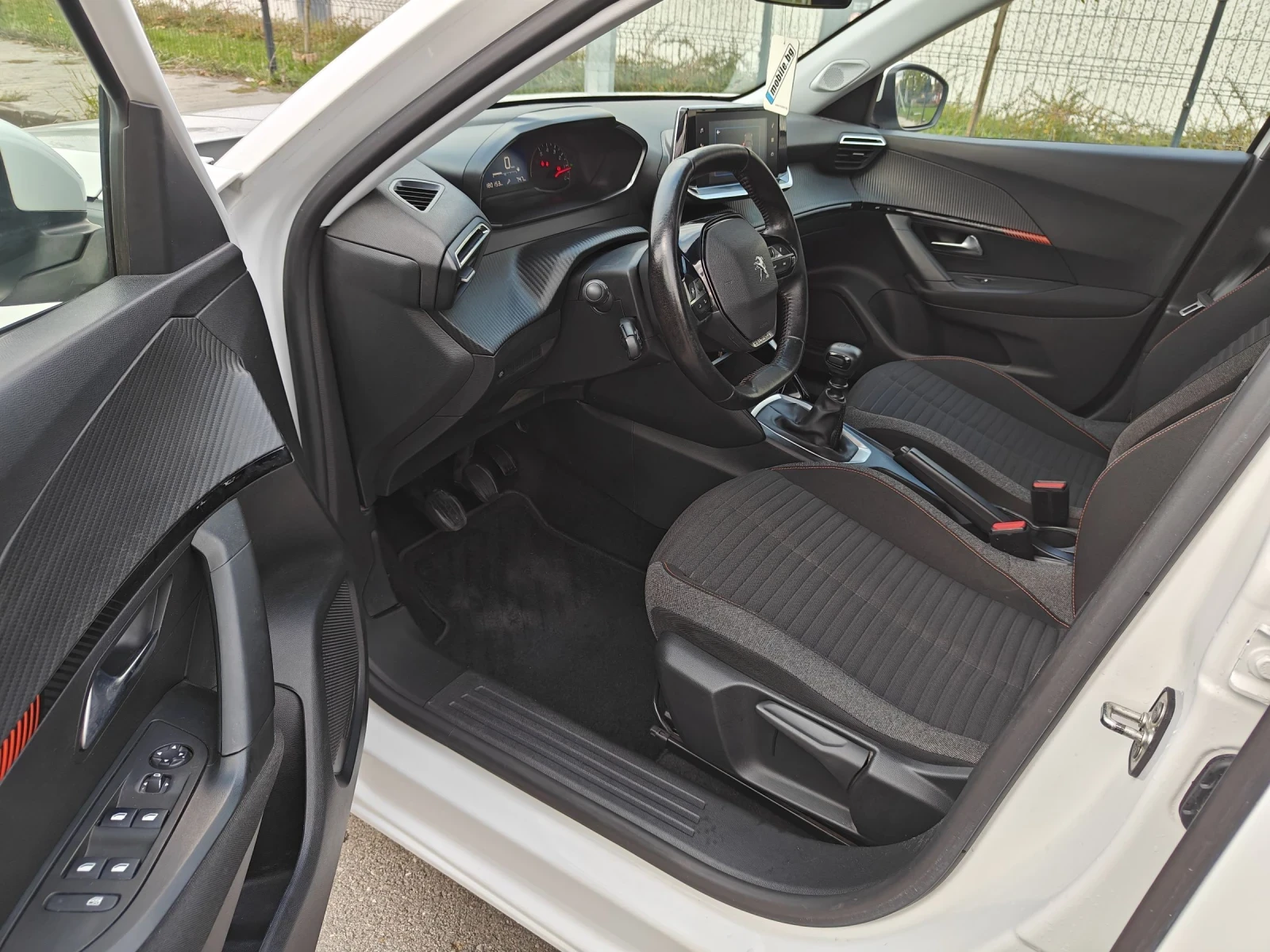 Peugeot 2008 1.5 HDI 110кс Euro 6AP - изображение 10