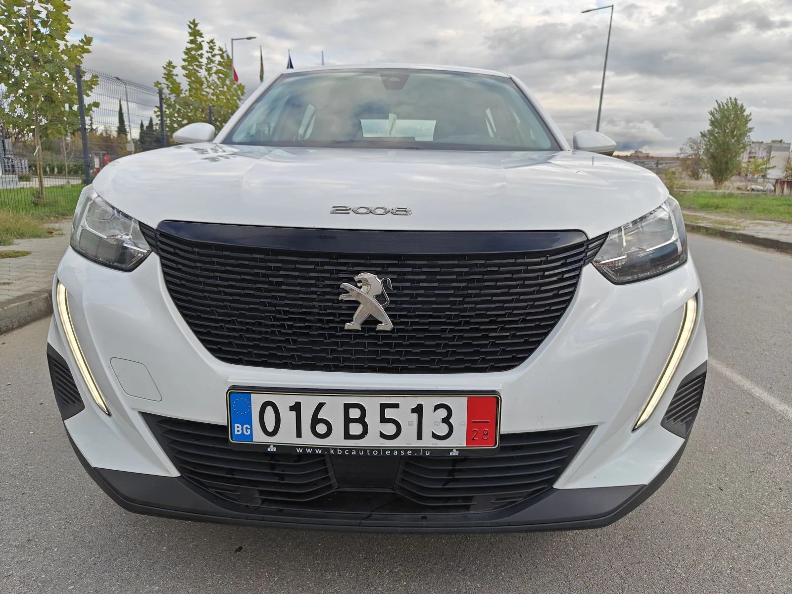 Peugeot 2008 1.5 HDI 110кс Euro 6AP - изображение 2