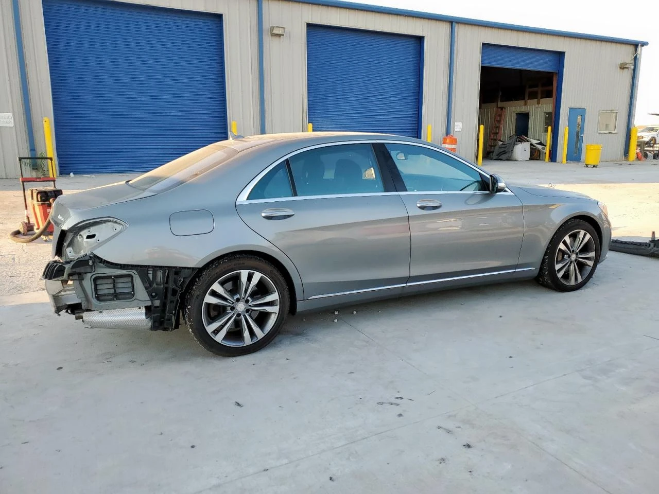 Mercedes-Benz S 550 4MATIC * BURMESTER * CAMERA * NAVI * LED  | Mobile.bg   4