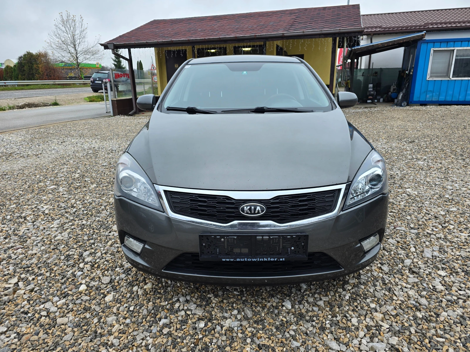 Kia Ceed 1.6CRDI 90кс ! ! РЕАЛНИ КИЛОМЕТРИ ! ! ЕВРО 5 - изображение 8