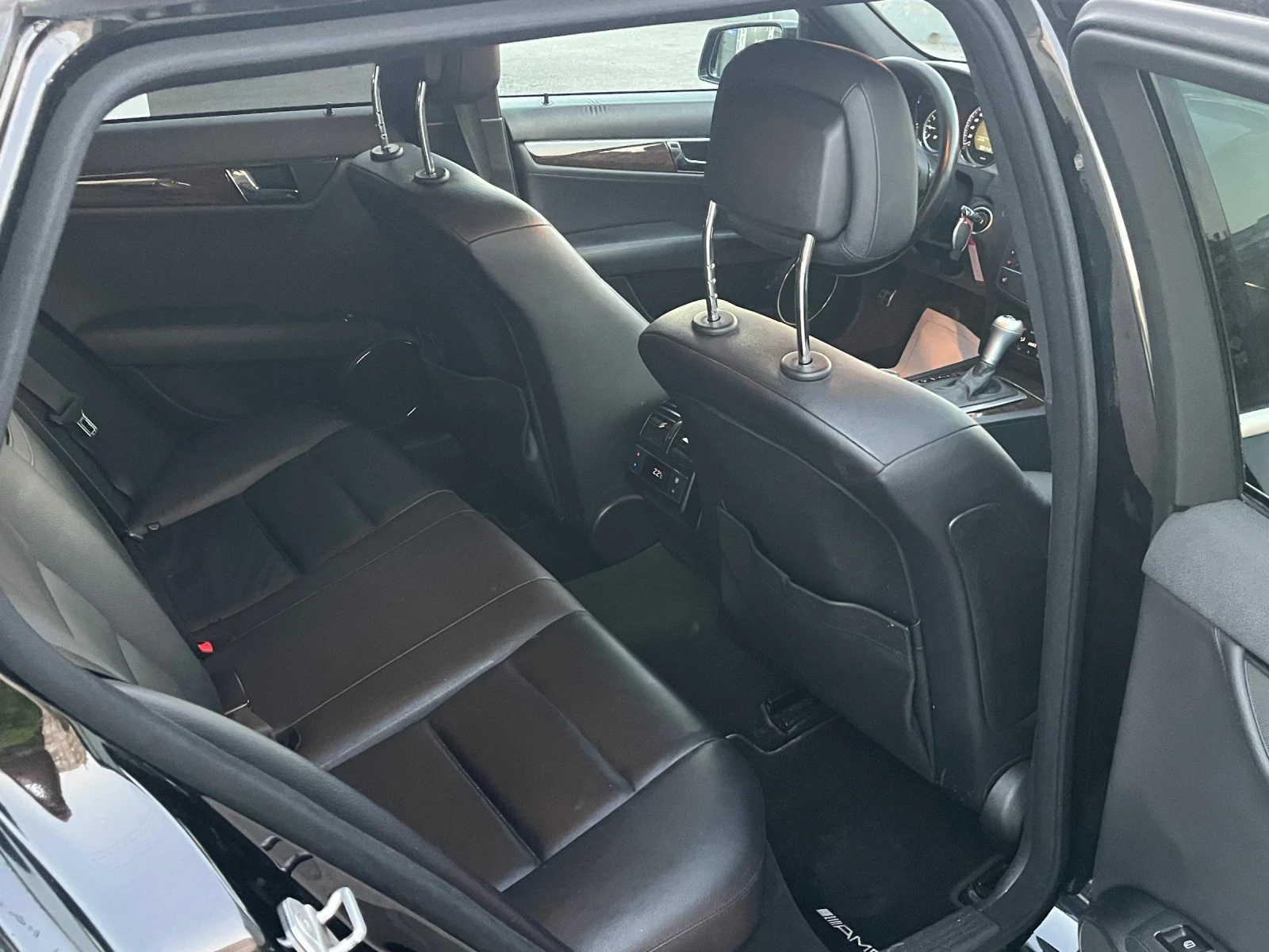 Mercedes-Benz C 320 CDI, снимка 11 - Автомобили и джипове - 53786696