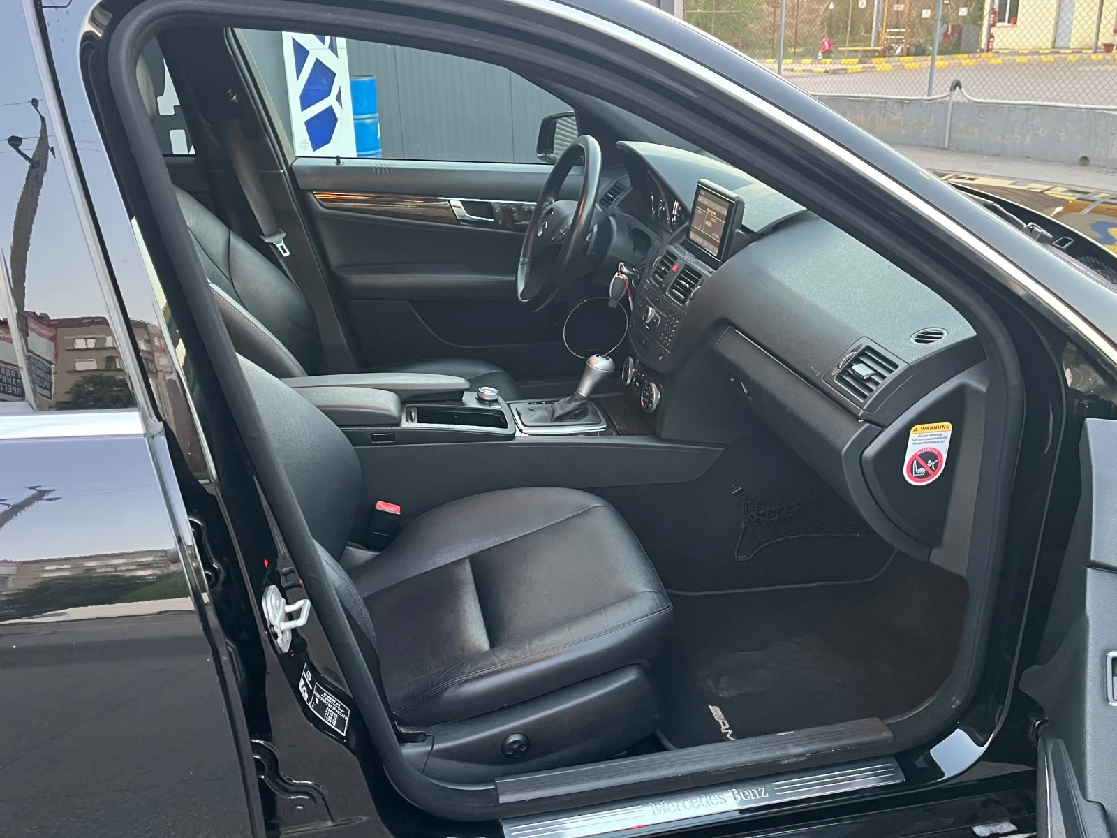 Mercedes-Benz C 320 CDI, снимка 12 - Автомобили и джипове - 53786696